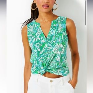 Lilly Pulitzer Dev Top size small safari sangria